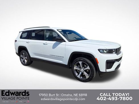 New 2026 Jeep Grand Cherokee L Limited AWD/4WD image 1