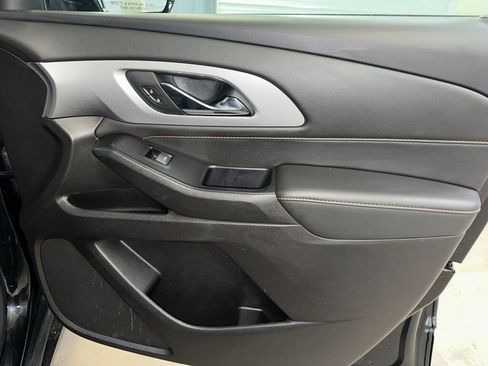 Used 2019 Chevrolet Traverse LS w/ LPO, Blackout Package FWD image 28