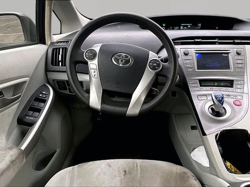 Used 2013 Toyota Prius Two image 10