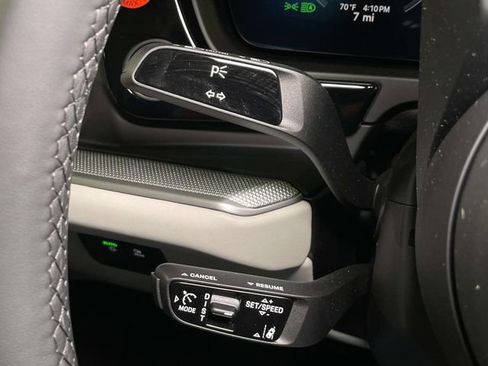 New 2026 Porsche Cayenne S image 40