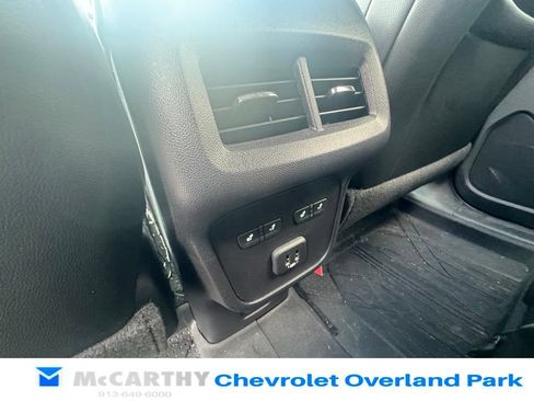 Used 2024 Chevrolet Equinox Premier AWD/4WD image 10