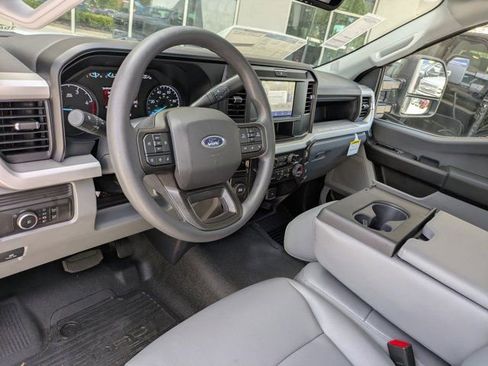 New 2026 Ford F550 2WD Regular Cab Super Duty image 17