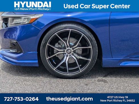 Used 2021 Honda Accord Sport image 10