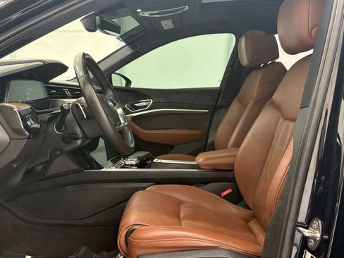 Used 2019 Audi e-tron Prestige AWD/4WD image 12
