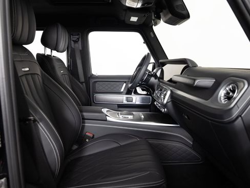 Used 2025 Mercedes-Benz G 63 AMG 4MATIC image 27