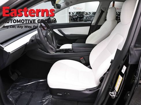 Used 2021 Tesla Model Y Long Range AWD/4WD image 14