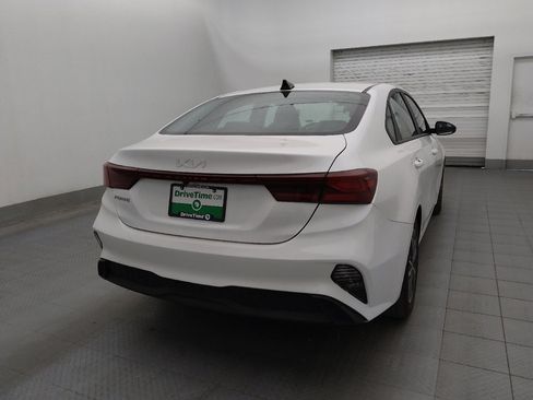 Used 2023 Kia Forte LXS FWD image 7