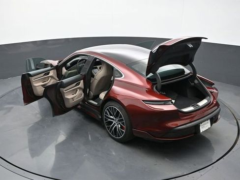 Certified 2022 Porsche Taycan 4S image 27