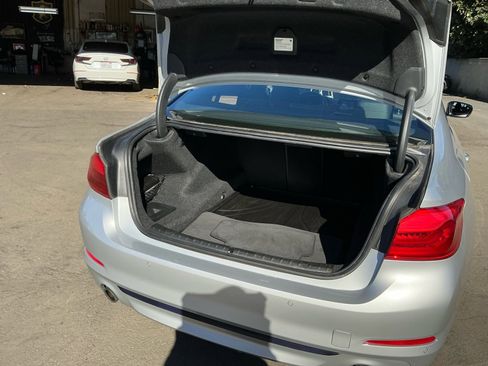 Used 2019 BMW 530i w/ Convenience Package image 27