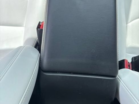 Used 2018 Tesla Model 3 Long Range AWD/4WD image 19