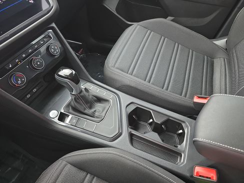 Certified 2024 Volkswagen Tiguan S image 25