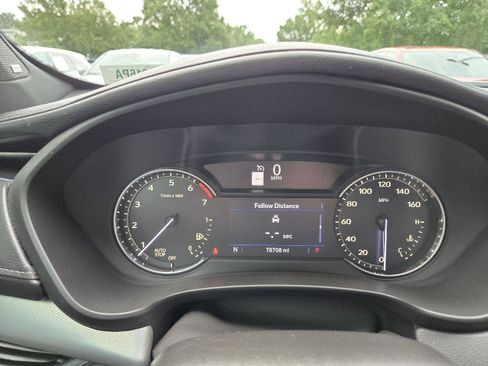 Used 2019 Cadillac XT4 Premium Luxury w/ Driver Awareness Package FWD image 18