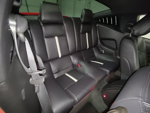 Used 2014 Ford Mustang GT Premium RWD image 18
