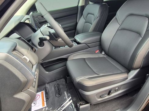 New 2026 Nissan Pathfinder SL FWD image 23
