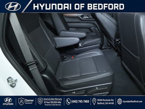 Used 2025 GMC Yukon Denali AWD/4WD image 40