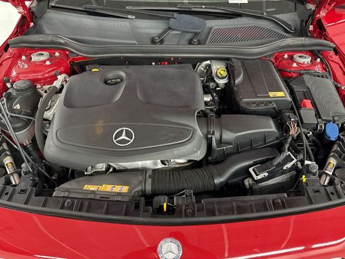 Used 2015 Mercedes-Benz GLA 250 4MATIC image 32