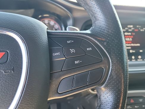 Used 2022 Dodge Challenger R/T w/ Plus Package image 26