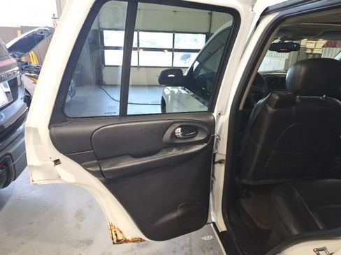 Used 2006 Chevrolet TrailBlazer LT AWD/4WD image 18