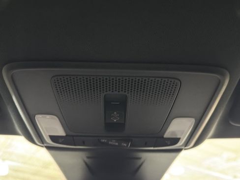 Used 2025 Honda Civic Sport image 34