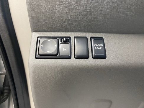 Used 2020 Nissan Frontier SV image 28