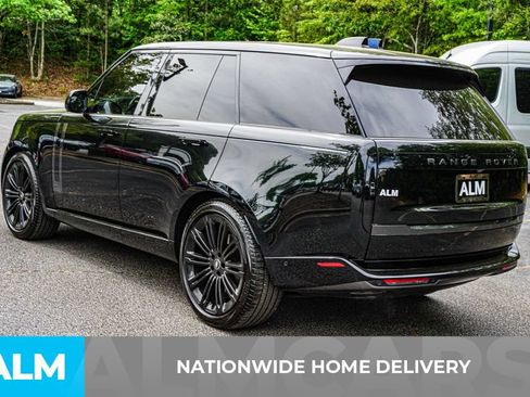 Used 2023 Land Rover Range Rover SE AWD/4WD image 4