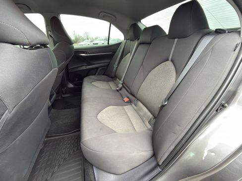 Used 2023 Toyota Camry LE image 9