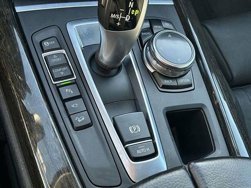 Used 2014 BMW X5 xDrive35d image 40