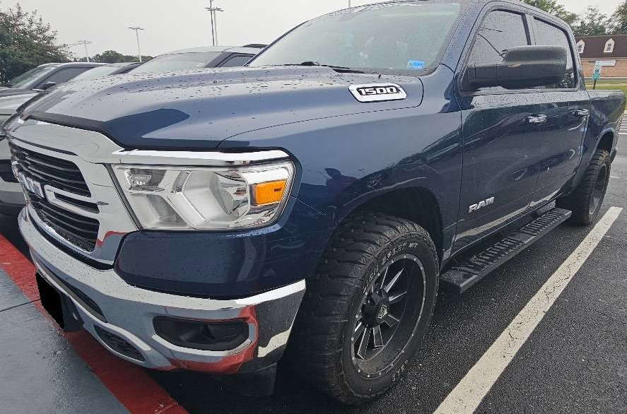 Used 2019 RAM 1500 Big Horn AWD/4WD image 3