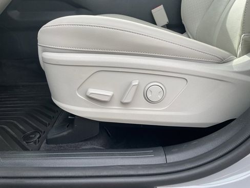 New 2025 Kia Sorento S w/ Panoramic Sunroof Package image 23