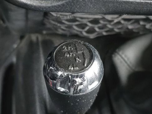 Used 2012 Jeep Wrangler Unlimited Sport image 29