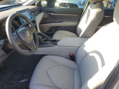 Certified 2022 Toyota Camry SE image 14