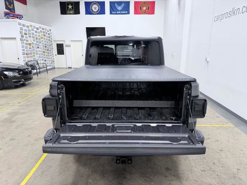 Used 2022 Jeep Gladiator Sport AWD/4WD image 23