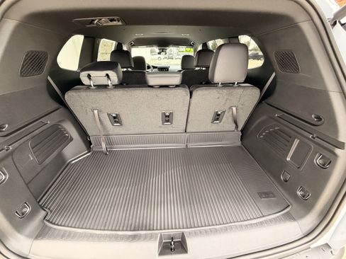 New 2026 GMC Acadia AT4 w/ Luxury Package image 10