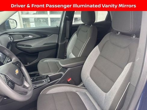 Used 2023 Chevrolet TrailBlazer LT w/ Convenience Package image 11