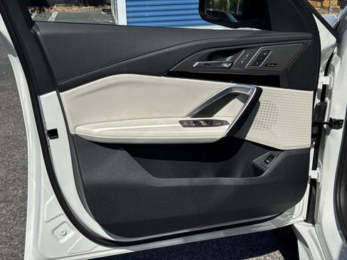 New 2026 BMW X2 xDrive28i w/ Technology Package image 19