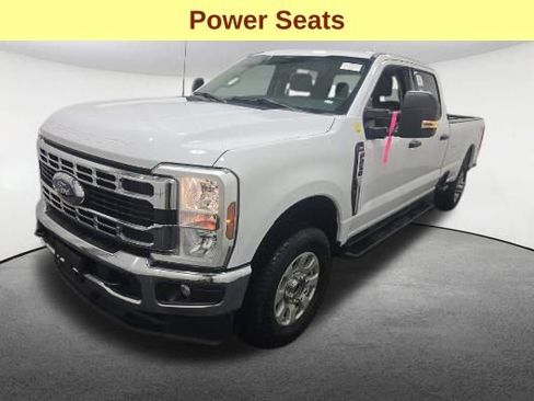 Used 2024 Ford F250 XLT AWD/4WD image 4