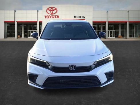 Used 2024 Honda Civic Sport image 2