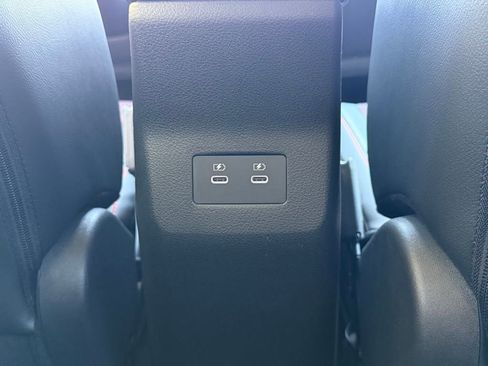 New 2026 Nissan Kicks SR FWD image 17