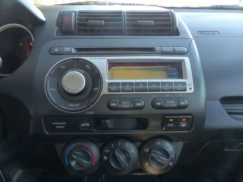 Used 2008 Honda Fit Sport image 21