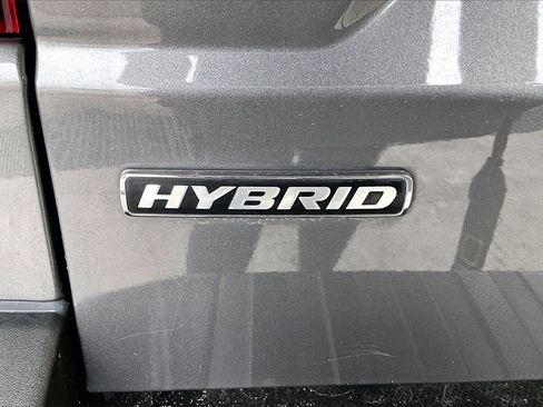 Used 2023 Ford Maverick Lariat w/ Black Appearance Package image 9