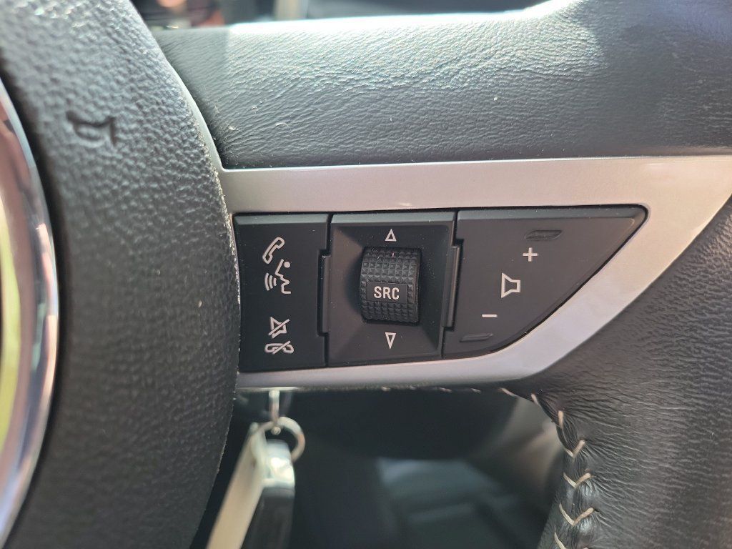 Used 2011 Chevrolet Camaro LT RWD image 19