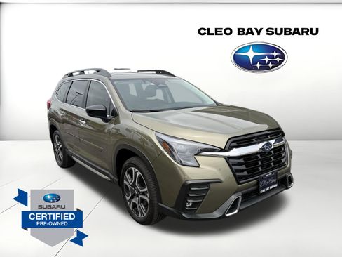 Used 2025 Subaru Ascent Touring AWD/4WD image 1