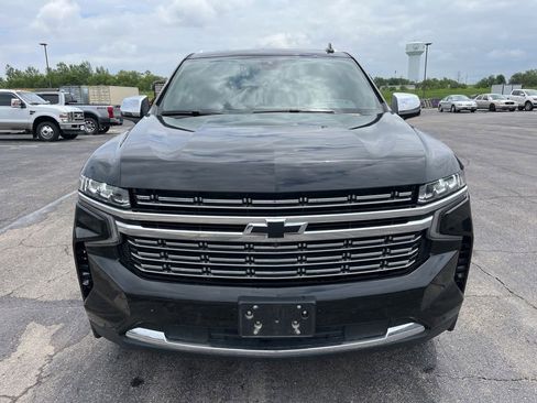 Used 2021 Chevrolet Suburban Premier AWD/4WD image 2