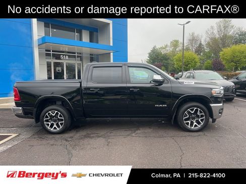 Used 2025 RAM 1500 Laramie AWD/4WD image 2