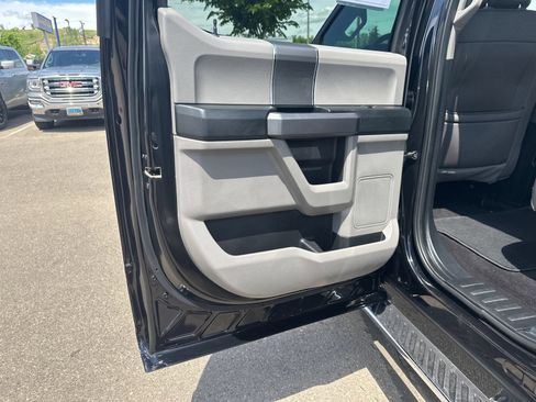 Used 2020 Ford F150 XLT w/ Equipment Group 302A Luxury AWD/4WD image 23