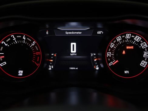 Used 2022 Dodge Challenger R/T w/ Blacktop Package image 19