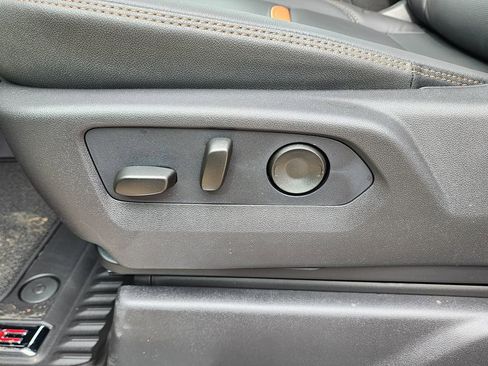 New 2026 GMC Sierra 1500 AT4 w/ AT4 Premium Package image 19