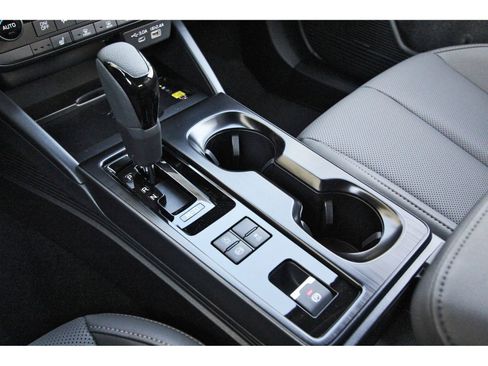 New 2026 Subaru Outback Limited AWD/4WD image 21