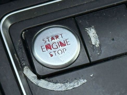 Used 2017 Volkswagen Jetta SE image 28