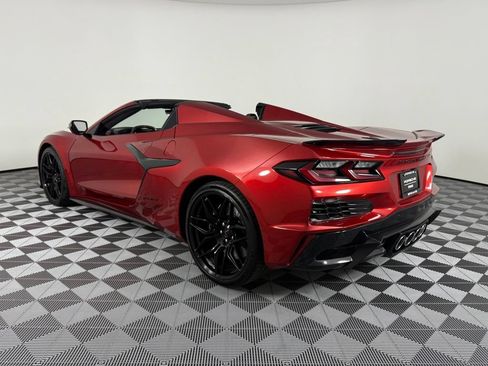 Used 2023 Chevrolet Corvette Z06 RWD image 34